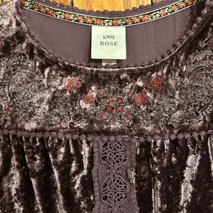 Bohemian velvet sleeveless tunic